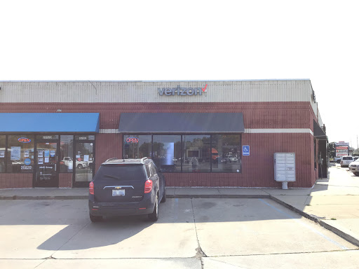 Cell Phone Store «GoWireless Verizon Authorized Retailer», reviews and photos, 46982 Gratiot Ave, Chesterfield, MI 48051, USA