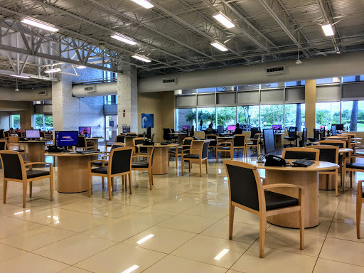 Used Car Dealer «CarMax», reviews and photos, 6375 S Semoran Blvd, Orlando, FL 32822, USA