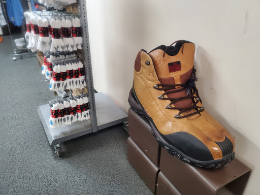 Shoe Store «Safety Shoe Distributors», reviews and photos, 9330 Lawndale St, Houston, TX 77012, USA