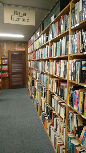 Book Store «Half Price Books», reviews and photos, 2041 Ford Pkwy, St Paul, MN 55116, USA