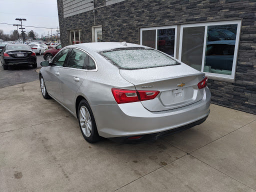 Car Dealer «World Auto Net», reviews and photos, 2374 Front St, Cuyahoga Falls, OH 44221, USA