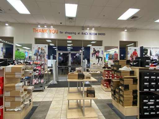 Shoe Store «Rack Room Shoes», reviews and photos, 18700 Limestone Commercial Dr, Pflugerville, TX 78660, USA