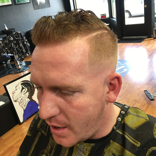 Barber Shop «Upper Level Cut Lounge Barbershop», reviews and photos, 5050 S Tacoma Way #15, Tacoma, WA 98409, USA