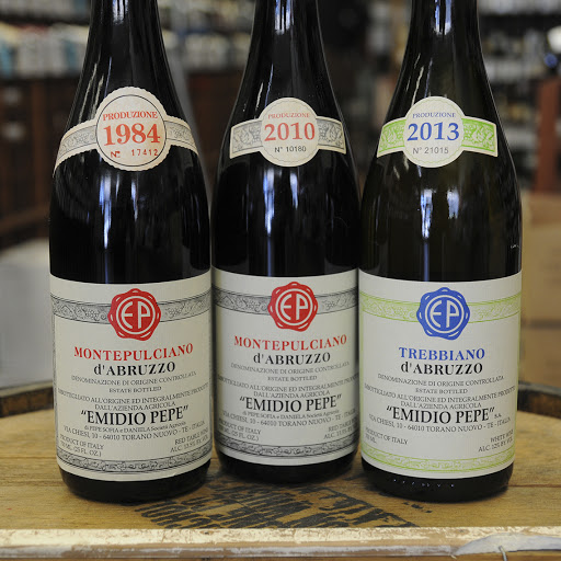 Liquor Store «The Jug Shop», reviews and photos, 1590 Pacific Ave, San Francisco, CA 94109, USA