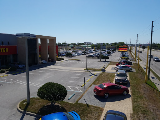 Used Car Dealer «American Car Center», reviews and photos, 8350 Park Blvd N, Seminole, FL 33777, USA
