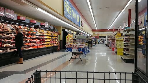 Supermarket «Giant Eagle Supermarket», reviews and photos, 1300 Country Club Rd, Monongahela, PA 15063, USA