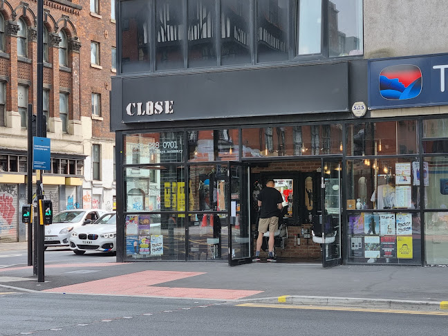 Close Male Grooming NQ - Barber shop