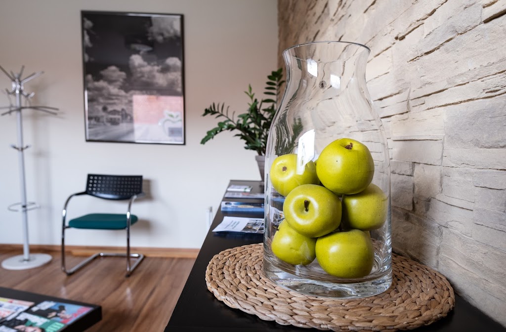 Dr. Maximilian Peter