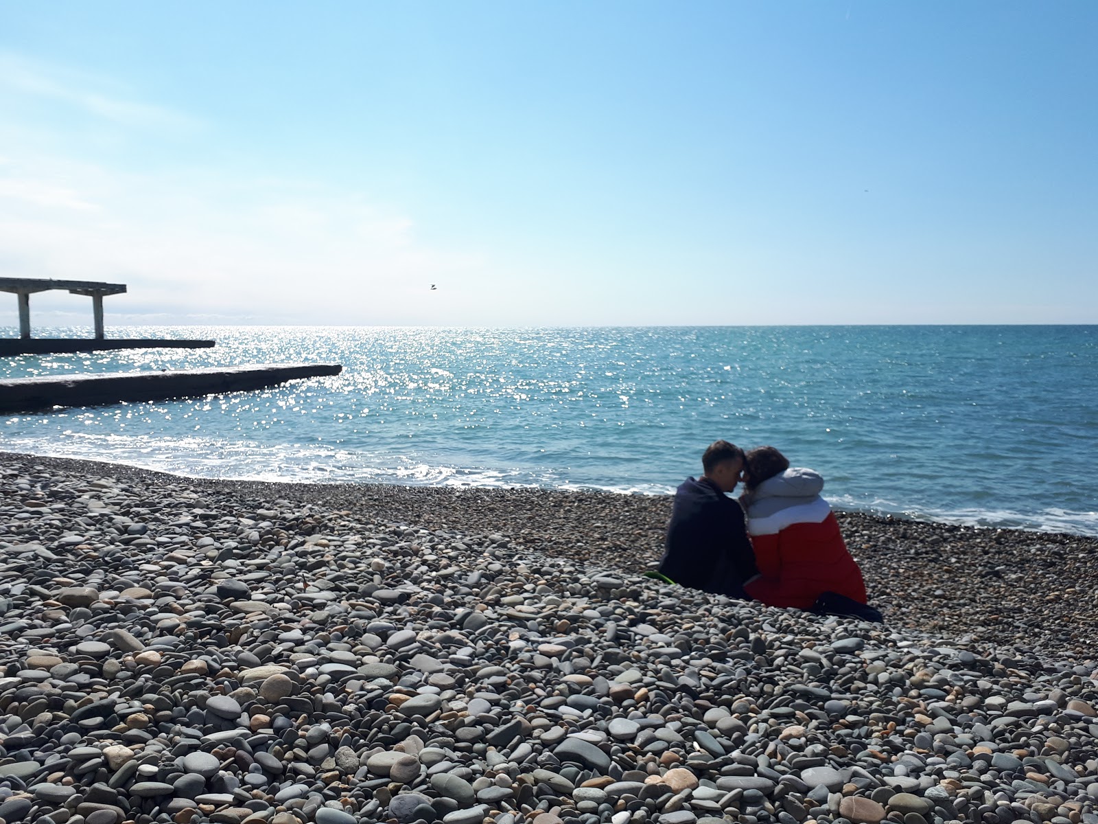 Foto von Zarya beach mit viele kleine buchten