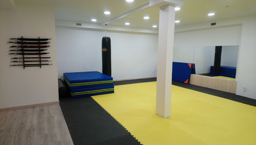 ESCUELA YUN TAI