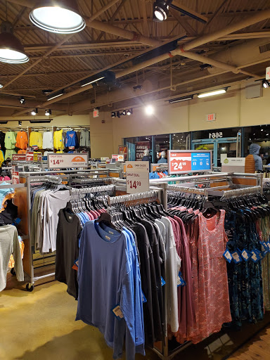 Sportswear Store «Columbia Sportswear Outlet Store - Prime Outlets in Ellenton», reviews and photos, 5661 Factory Shops Blvd #470, Ellenton, FL 34222, USA