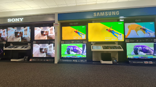 Appliance Store «P.C. Richard & Son», reviews and photos, 35-18 Steinway St, Astoria, NY 11101, USA