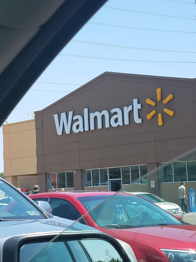 Discount Store «Walmart», reviews and photos, 1570 Chester Pike, Eddystone, PA 19022, USA