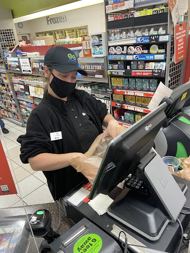 Gas Station «Turkey Hill Minit Market», reviews and photos, 10 Hersheypark Dr, Hershey, PA 17033, USA