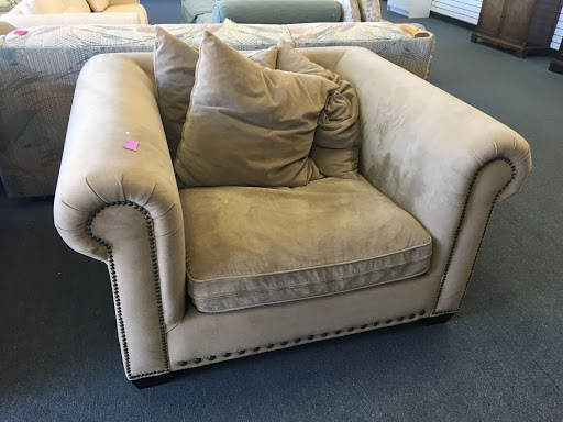 Thrift Store «Society of St. Vincent de Paul Long Beach Thrift Store», reviews and photos