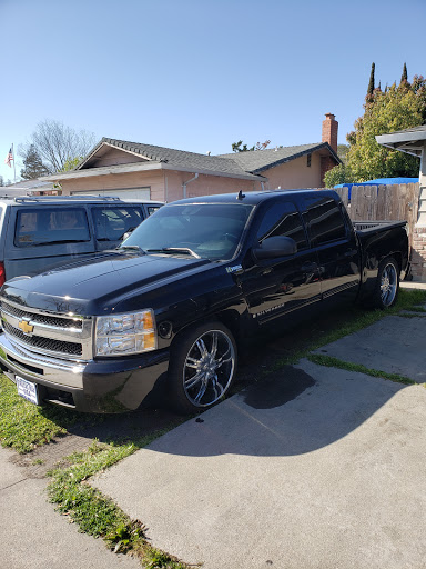 Car Dealer «Trucks Max USA», reviews and photos, 1047 W Yosemite Ave, Manteca, CA 95337, USA