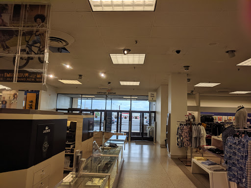 Shopping Mall «Roosevelt Mall», reviews and photos, 2339 Cottman Ave #1, Philadelphia, PA 19149, USA