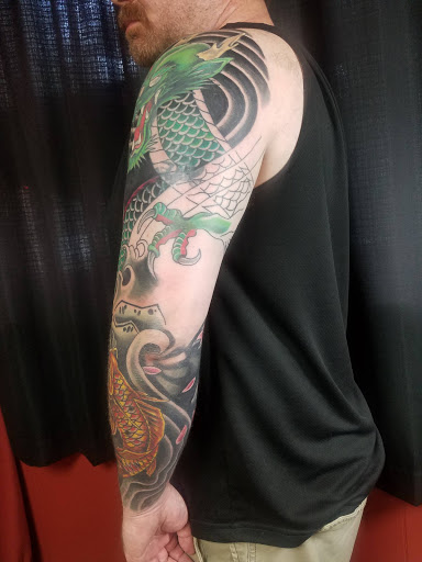 Tattoo Shop «American Tattoo Studio», reviews and photos, 1434 Souder Rd # A, Knoxville, MD 21758, USA