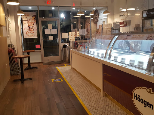 Ice Cream Shop «Häagen-Dazs® Ice Cream Shop», reviews and photos, 22 E Ridgewood Ave, Ridgewood, NJ 07450, USA