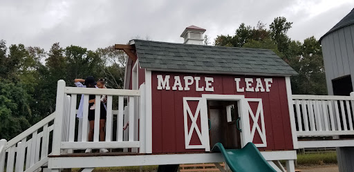 Golf Course «Pine Brook Golf Course», reviews and photos, 1 Covered Bridge Blvd, Manalapan Township, NJ 07726, USA