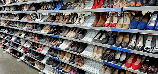 Thrift Store «Value Village», reviews and photos