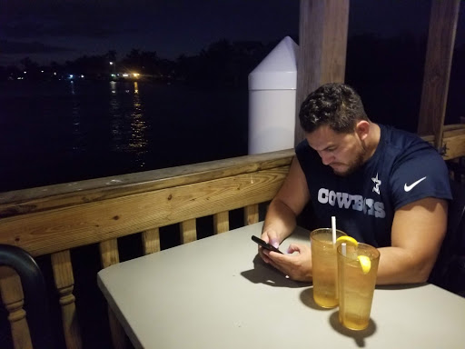 Liquor Store «OC Liquor Store», reviews and photos, 411 N Ocean Dr, Hollywood, FL 33019, USA