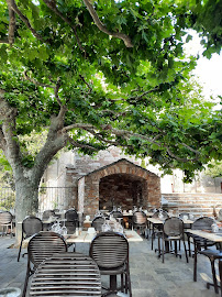 Atmosphère du Restaurant La Place à San-Martino-di-Lota - n°1