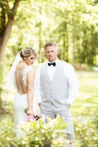 Spa «Renew Salon & Spa», reviews and photos, 1020 E Michigan Ave # G, Saline, MI 48176, USA