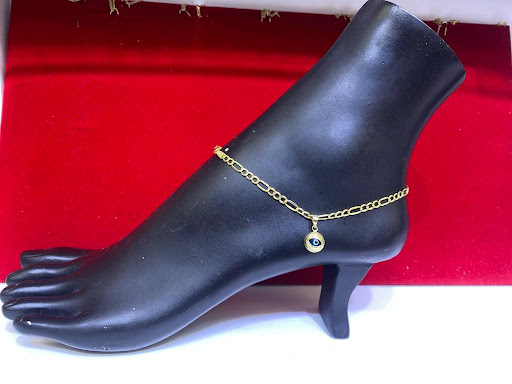 Jeweler «M & NP Jewelers», reviews and photos, 2142 White Plains Rd, Bronx, NY 10462, USA