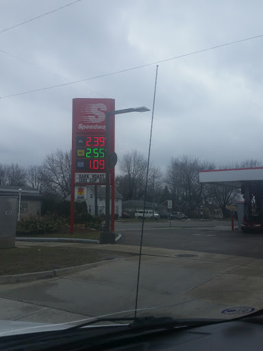 Convenience Store «Speedway», reviews and photos, 20701 E 11 Mile Rd, St Clair Shores, MI 48081, USA