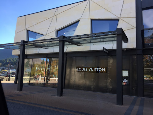 Louis Vuitton Queenstown store, New Zealand