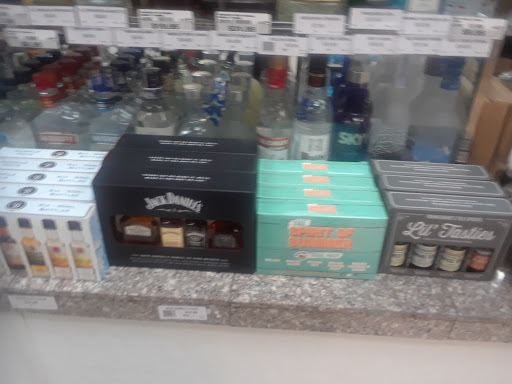 Liquor Store «Beaverton Liquor», reviews and photos, 11423 SW Beaverton Hillsdale Hwy, Beaverton, OR 97005, USA