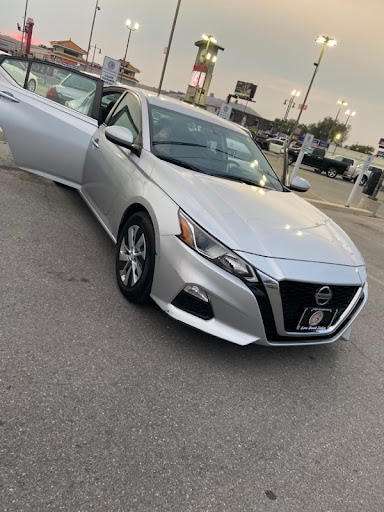 Car Dealer «Low Book Sales Used Cars of Salt Lake City», reviews and photos, 3371 State St, Salt Lake City, UT 84115, USA