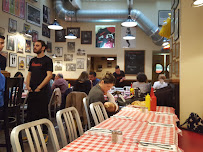 Atmosphère du Restaurant de cuisine américaine moderne Schwartz's à Paris - n°17