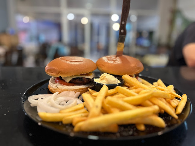 Opinii despre Τά Φιλαράκια în Θεσσαλονίκη - Εστιατόριο