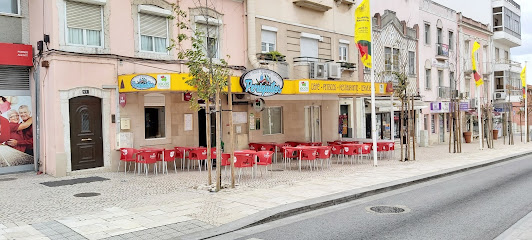 Os Periquitos (Santos & Mateus, Lda.)