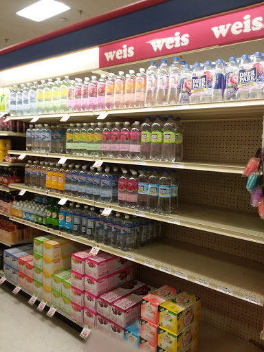 Shopping Mall «Manor Shopping Center», reviews and photos, 1234 Millersville Pike, Lancaster, PA 17603, USA