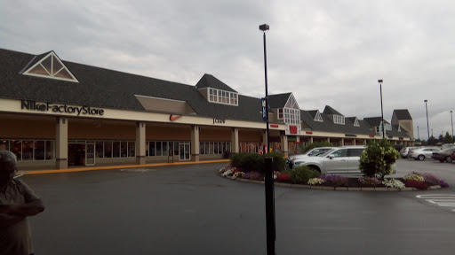 Outlet Mall «Tanger Outlet Tilton», reviews and photos, 120 Laconia Rd, Tilton, NH 03276, USA