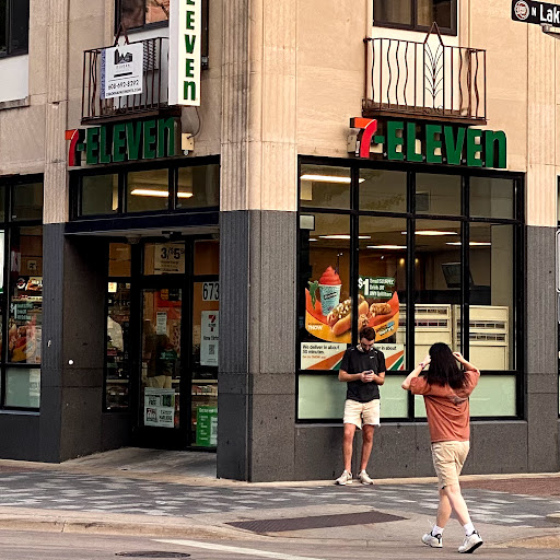 Convenience Store «7-Eleven», reviews and photos, 673 State St, Madison, WI 53703, USA