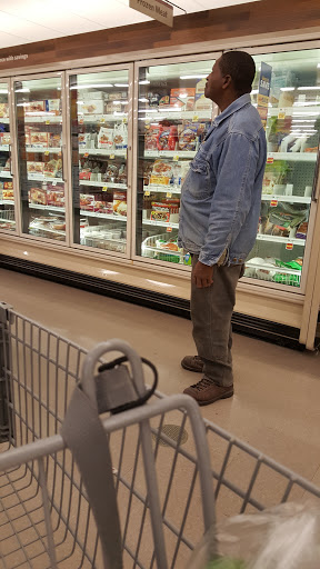 Grocery Store «Food Lion», reviews and photos, 802 Harbour W Dr, Rocky Mount, NC 27803, USA