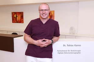 Oralchirurgie Herzogenaurach - Dr. med. dent. Tobias Kamm image