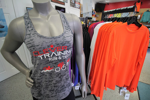 Running Store «Clever Training», reviews and photos, 1519 Gulf Blvd #1, Indian Rocks Beach, FL 33785, USA