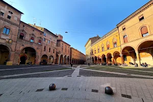 Piazza Santo Stefano image
