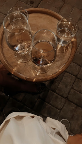 Comentarii opinii despre Junior does Wine