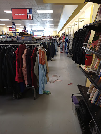 Thrift Store «Goodwill», reviews and photos