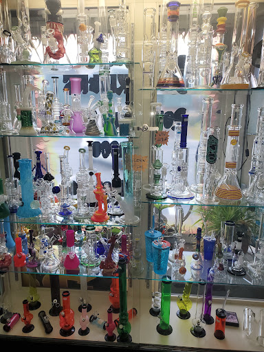 Tobacco Shop «Lightz Up Smoke Shop», reviews and photos, 660 Mantoloking Rd, Brick, NJ 08723, USA