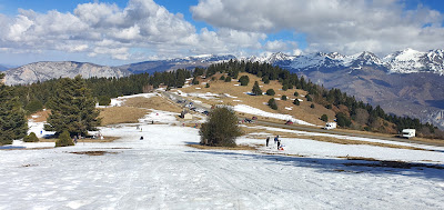 Chemin randonnée à Pech
