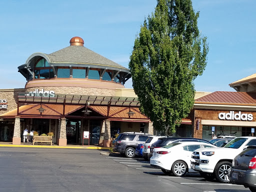 Sporting Goods Store «adidas Outlet Store Woodburn», reviews and photos, 1001 N Arney Rd Ste 400, Woodburn, OR 97071, USA