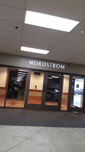 Department Store «Nordstrom», reviews and photos, 1880 Annapolis Mall Rd, Annapolis, MD 21401, USA