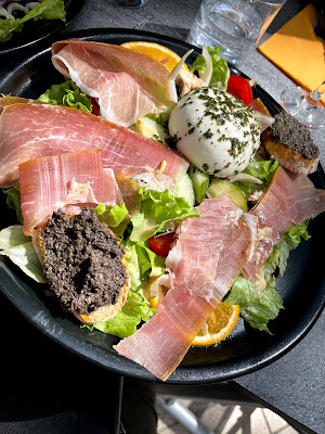 LE ONE CAFE à Uzès
